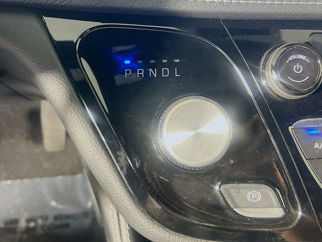 Used 2026 Chrysler Pacifica Limited w/ S Appearance Package image 24