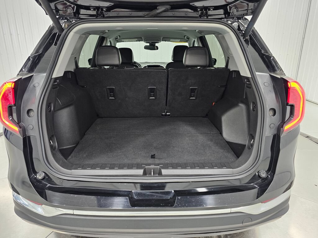 Used 2022 GMC Terrain SLT AWD/4WD image 15