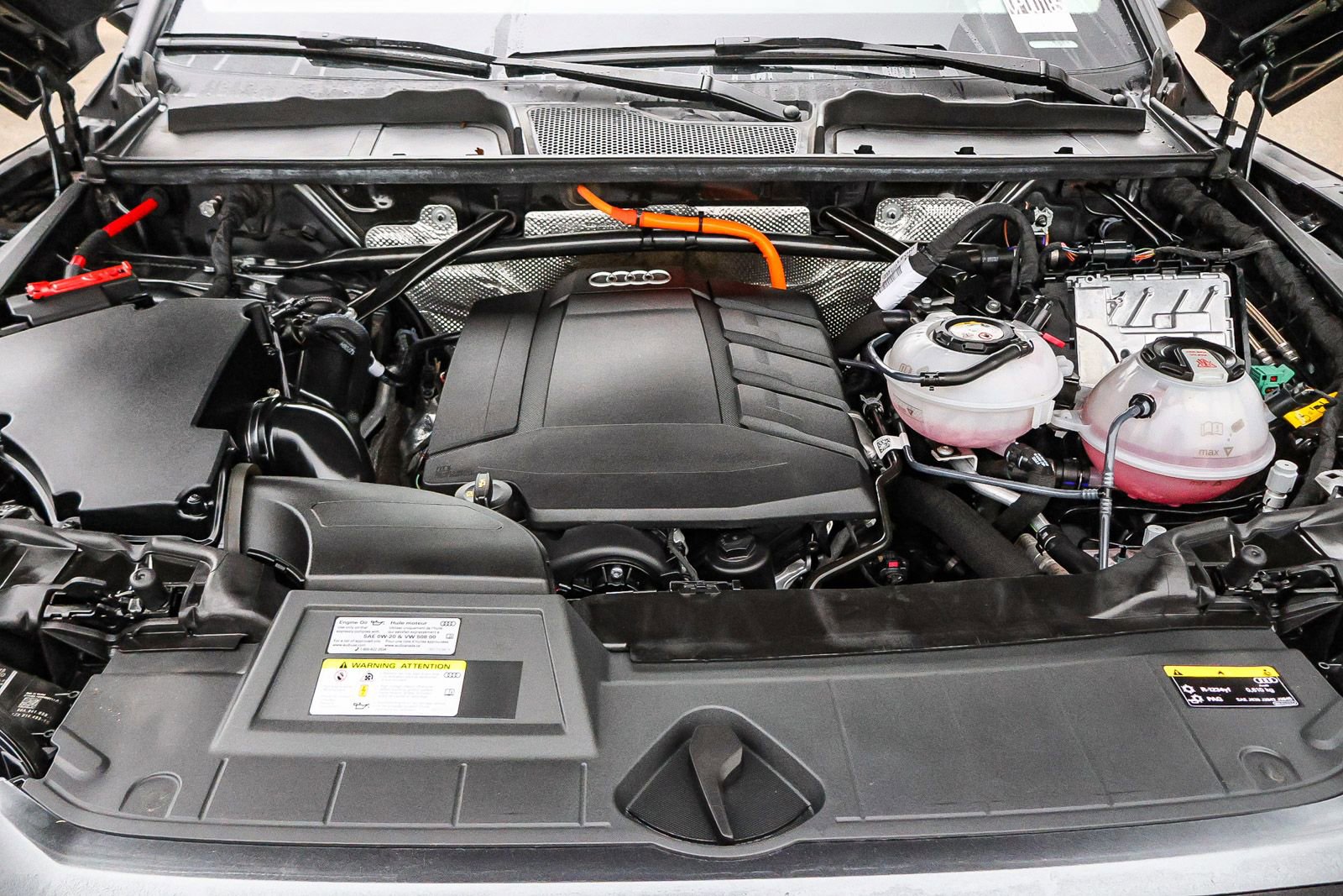 Used 2022 Audi Q5 e Prestige w/ Prestige Package image 36