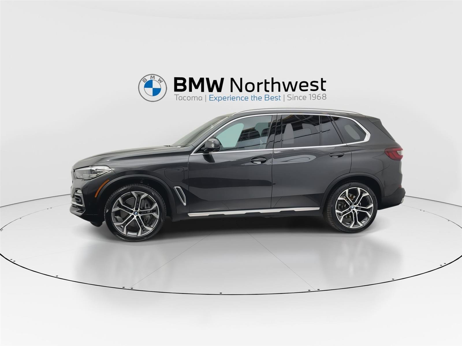 Used 2021 BMW X5 xDrive45e w/ Premium Package image 10