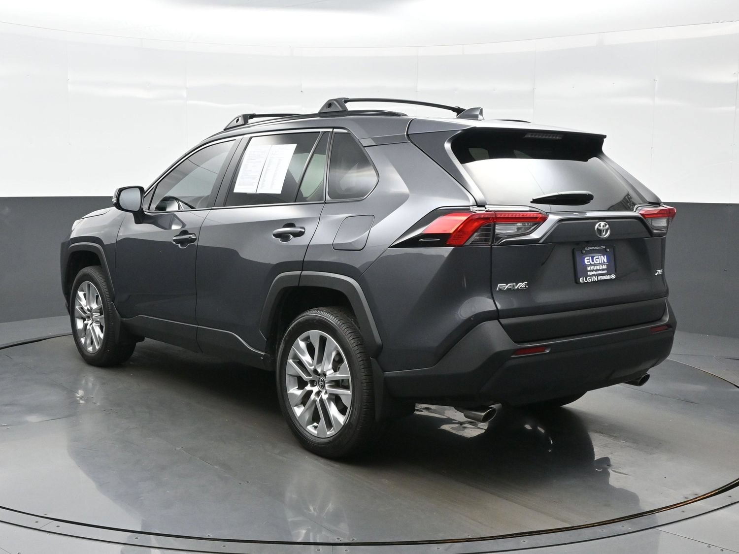 Used 2025 Toyota RAV4 XLE Premium w/ Weather Package FWD image 4
