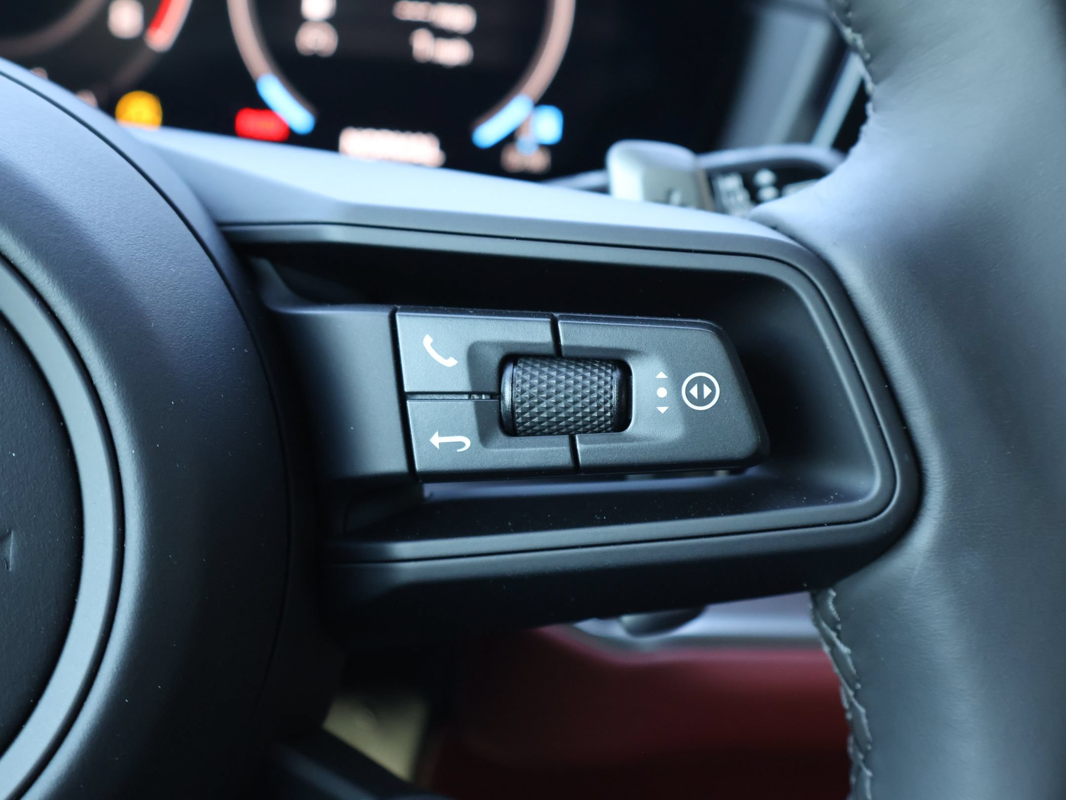 New 2026 Porsche Cayenne AWD/4WD image 18