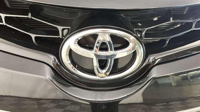 Used 2015 Toyota Corolla S FWD image 8
