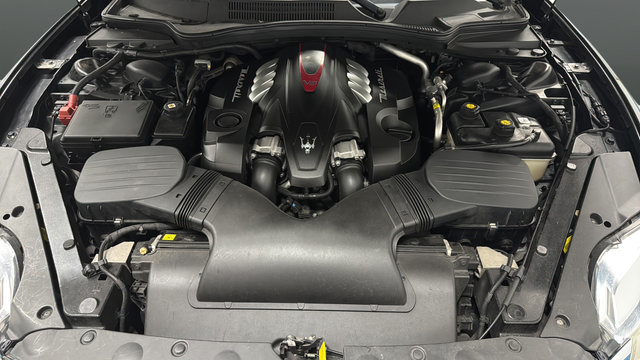 Used 2015 Maserati Quattroporte GTS RWD image 27