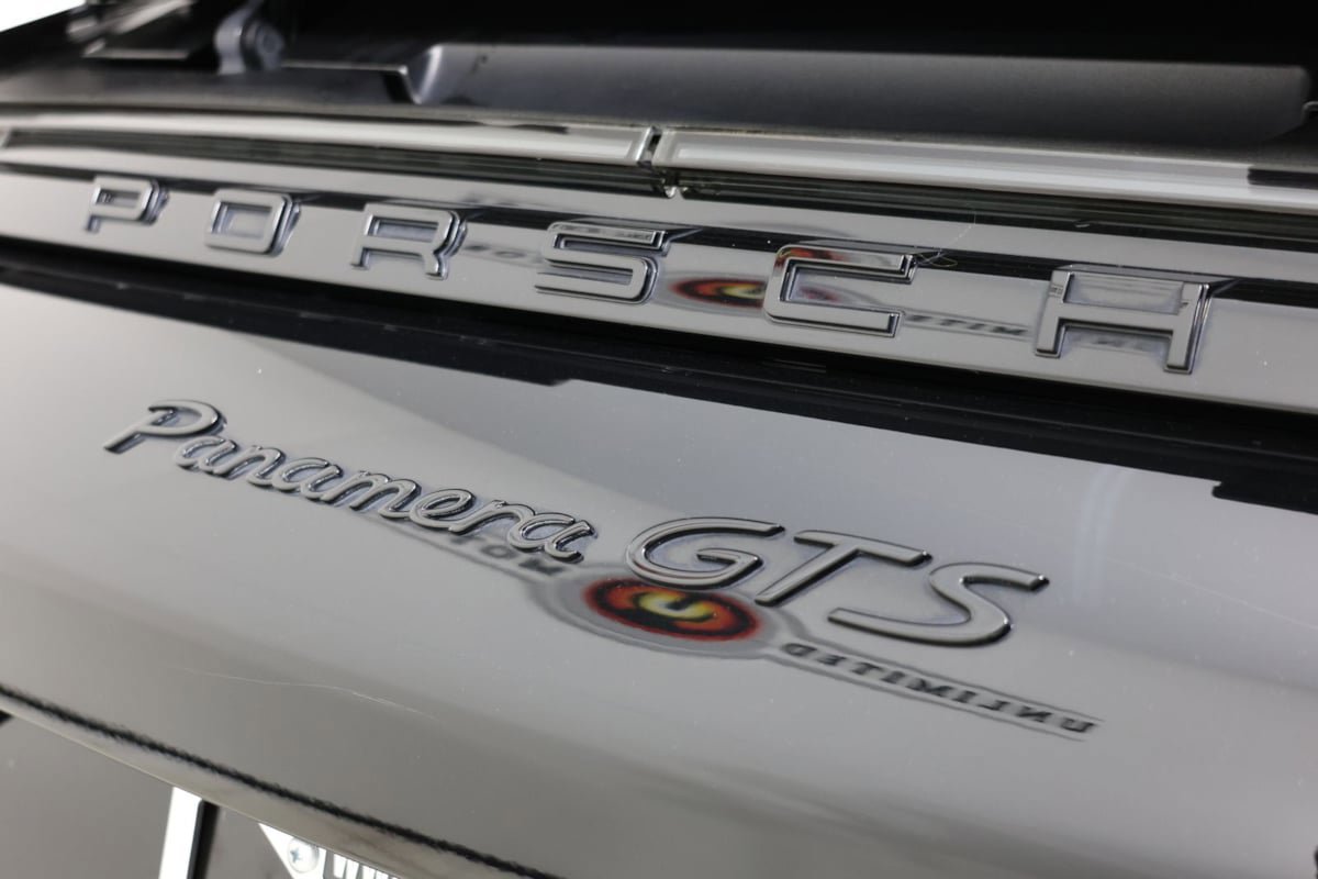 Used 2020 Porsche Panamera GTS image 16