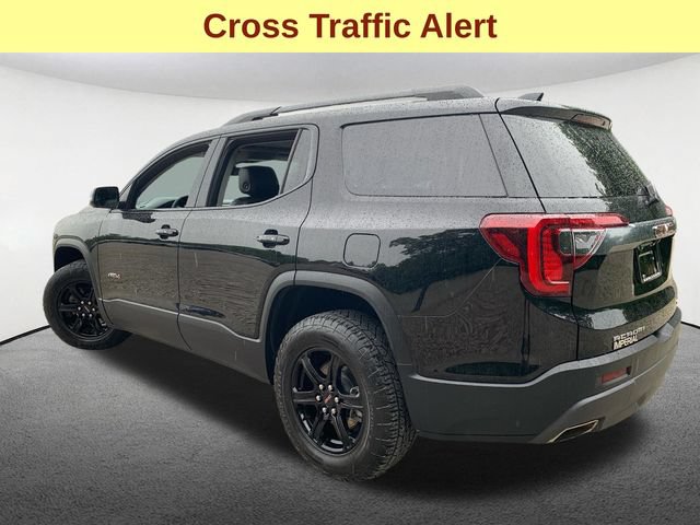 Used 2023 GMC Acadia AT4 w/ Technology Package AWD/4WD image 9