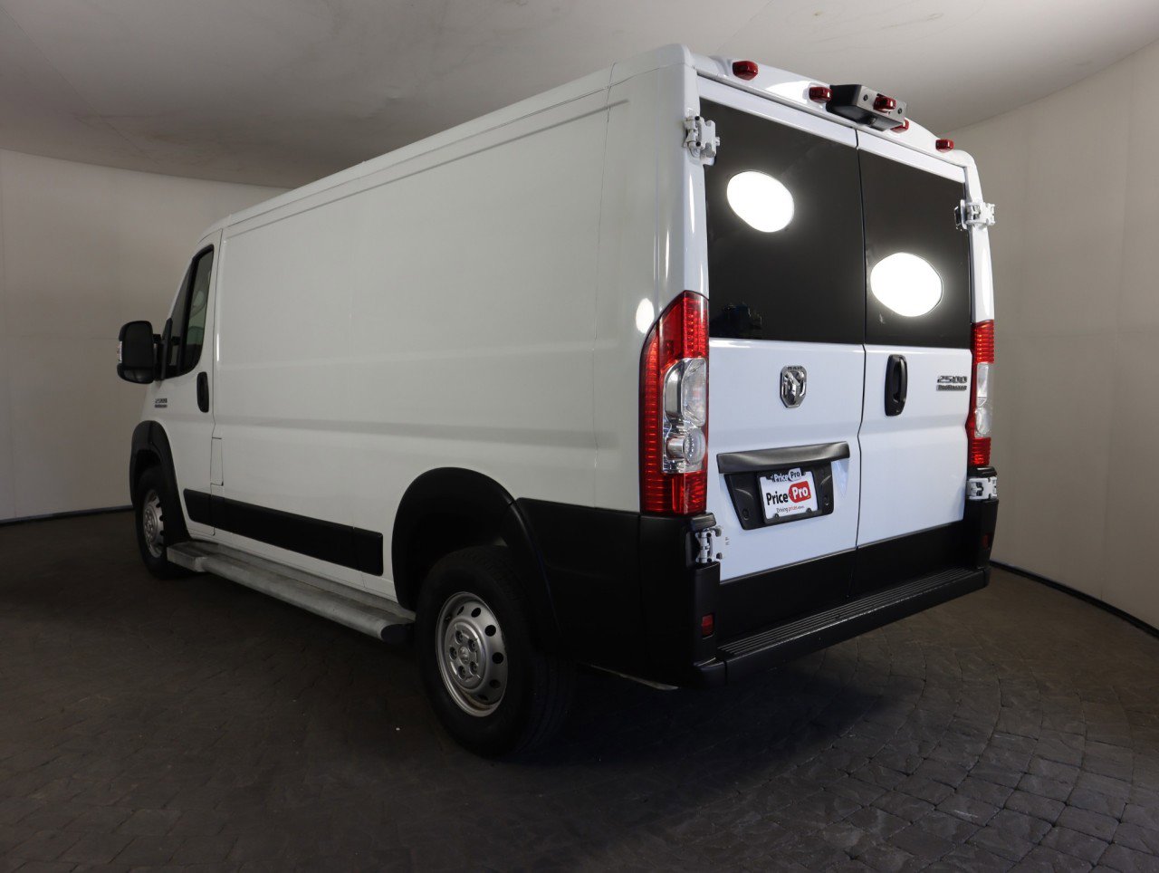 Used 2023 RAM ProMaster 2500 image 5