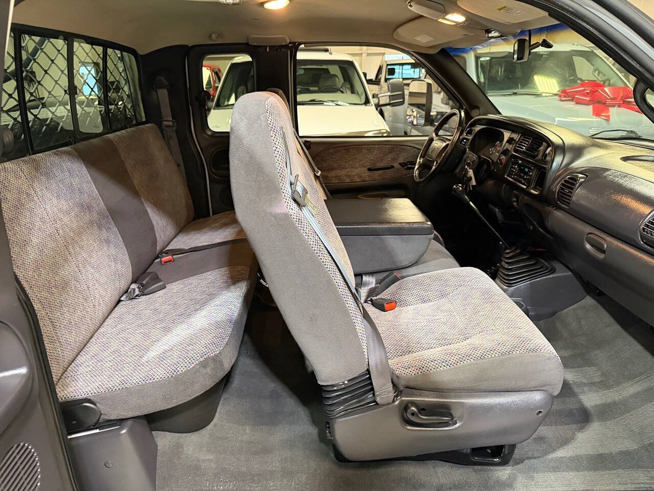 Used 2001 Dodge Ram 3500 Truck 4x4 Quad Cab image 11