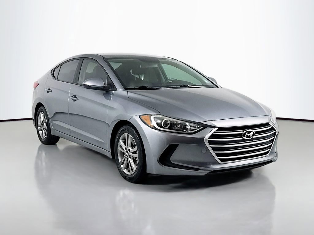Used 2018 Hyundai Elantra SEL FWD image 3