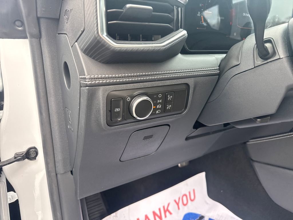 Used 2025 Ford Mustang Premium image 19