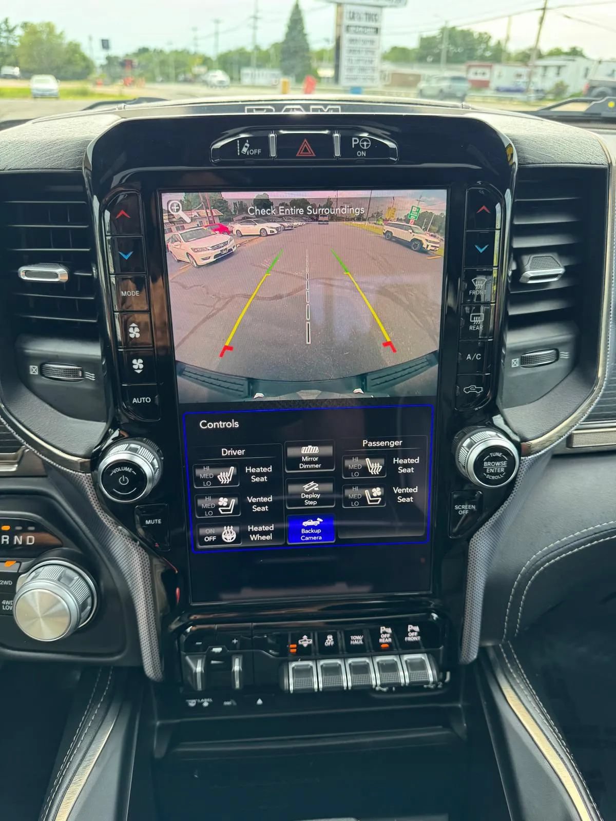 Used 2019 RAM 1500 Limited AWD/4WD image 13