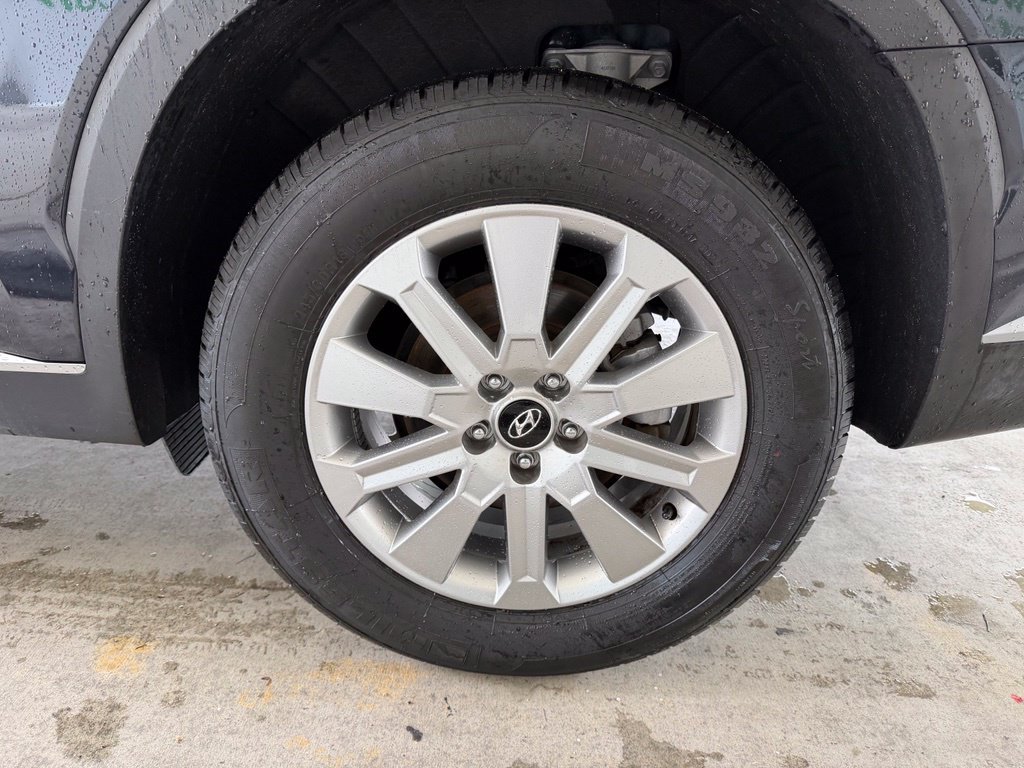 Used 2024 Hyundai Palisade SEL FWD image 15