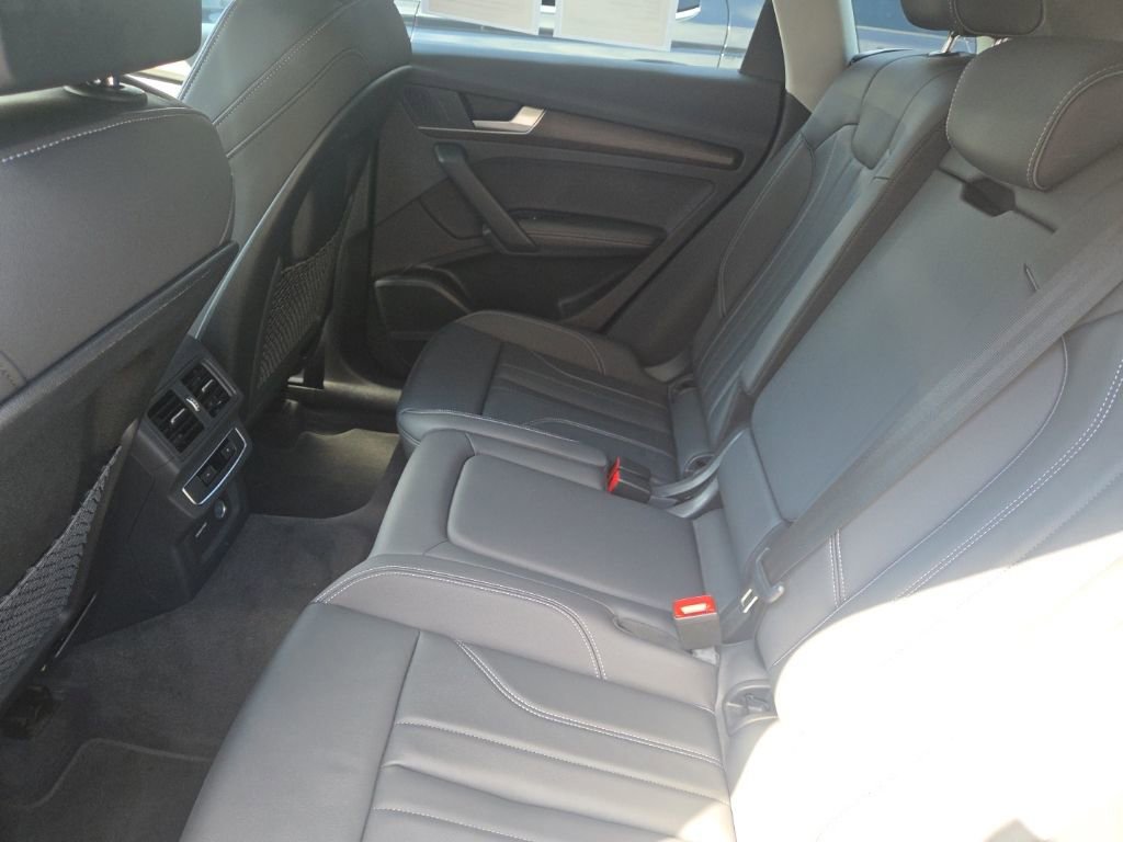 Used 2024 Audi Q5 2.0T Premium Plus image 7