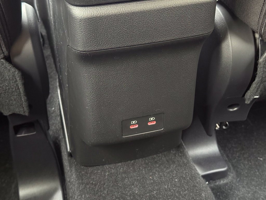 New 2027 Mitsubishi Outlander Sport LE FWD image 23