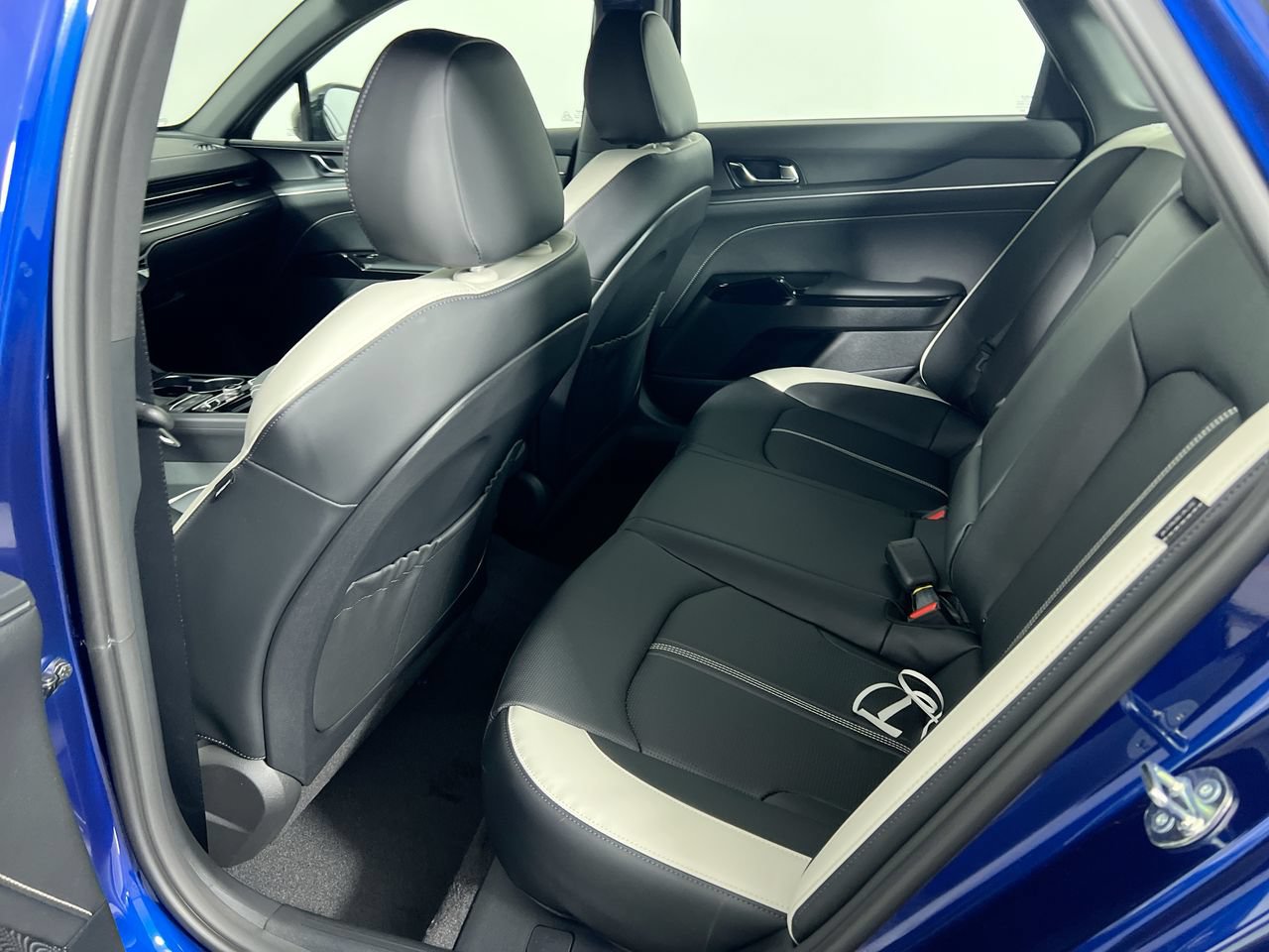 New 2026 Kia K5 GT-Line FWD image 27