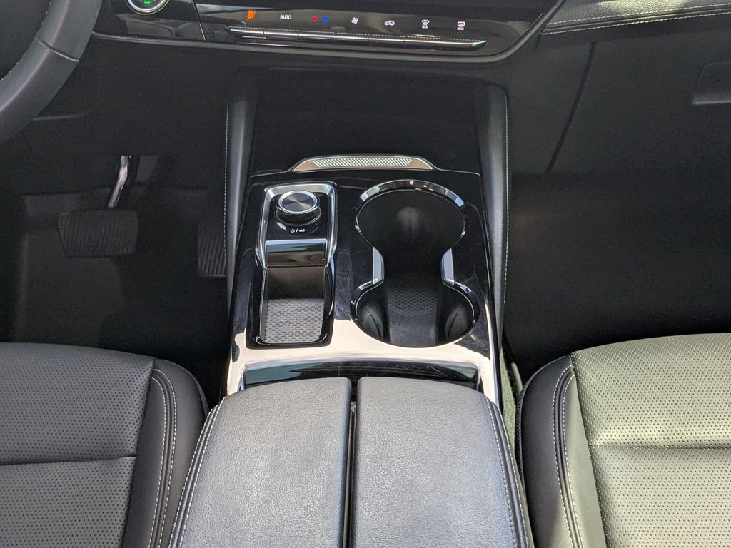 Used 2024 Buick Envision Preferred image 17