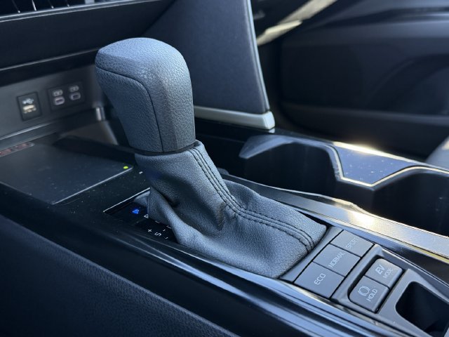 Certified 2026 Toyota Camry LE FWD image 18