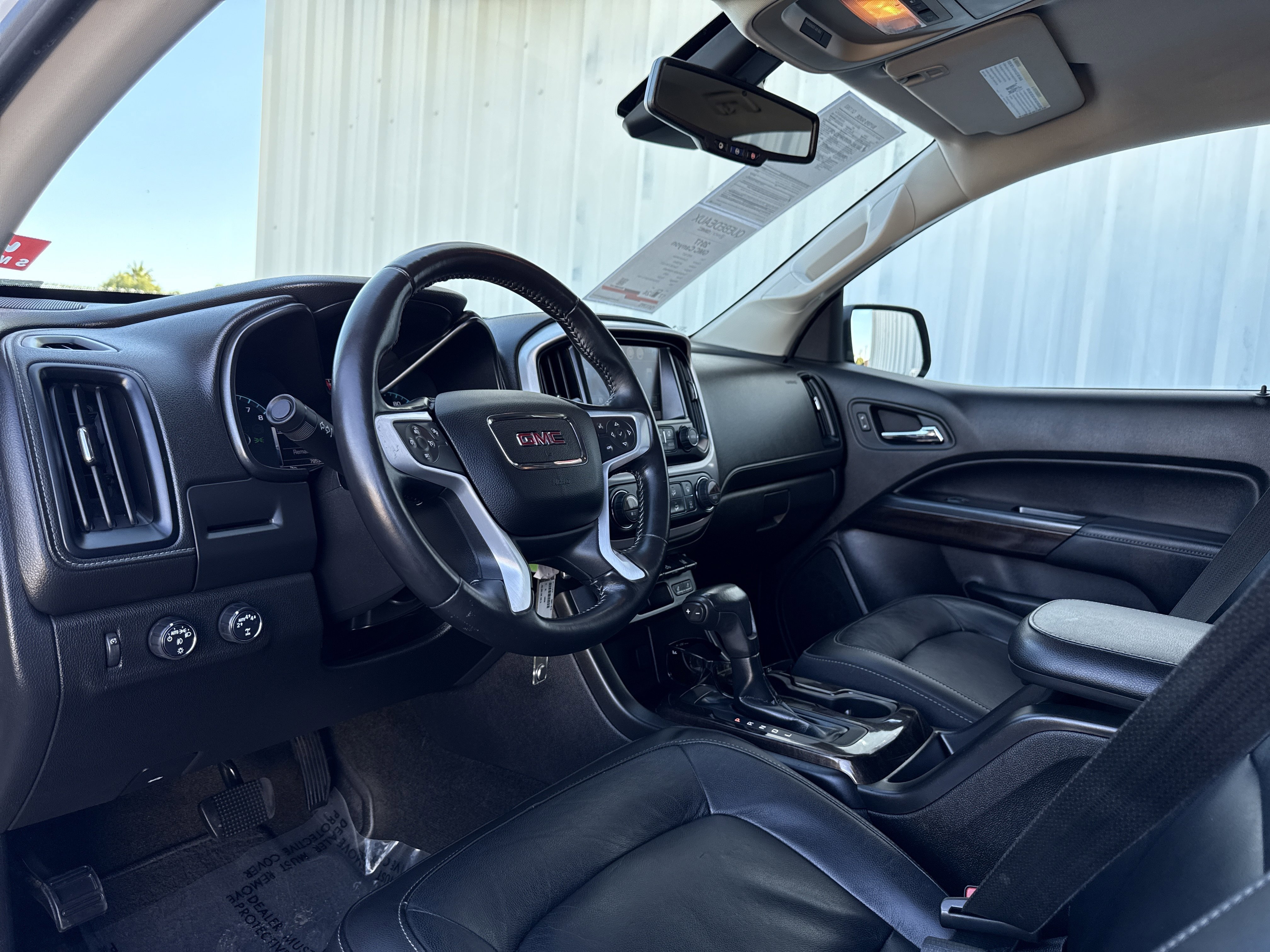 Used 2017 GMC Canyon SLT w/ Driver Alert Package image 24