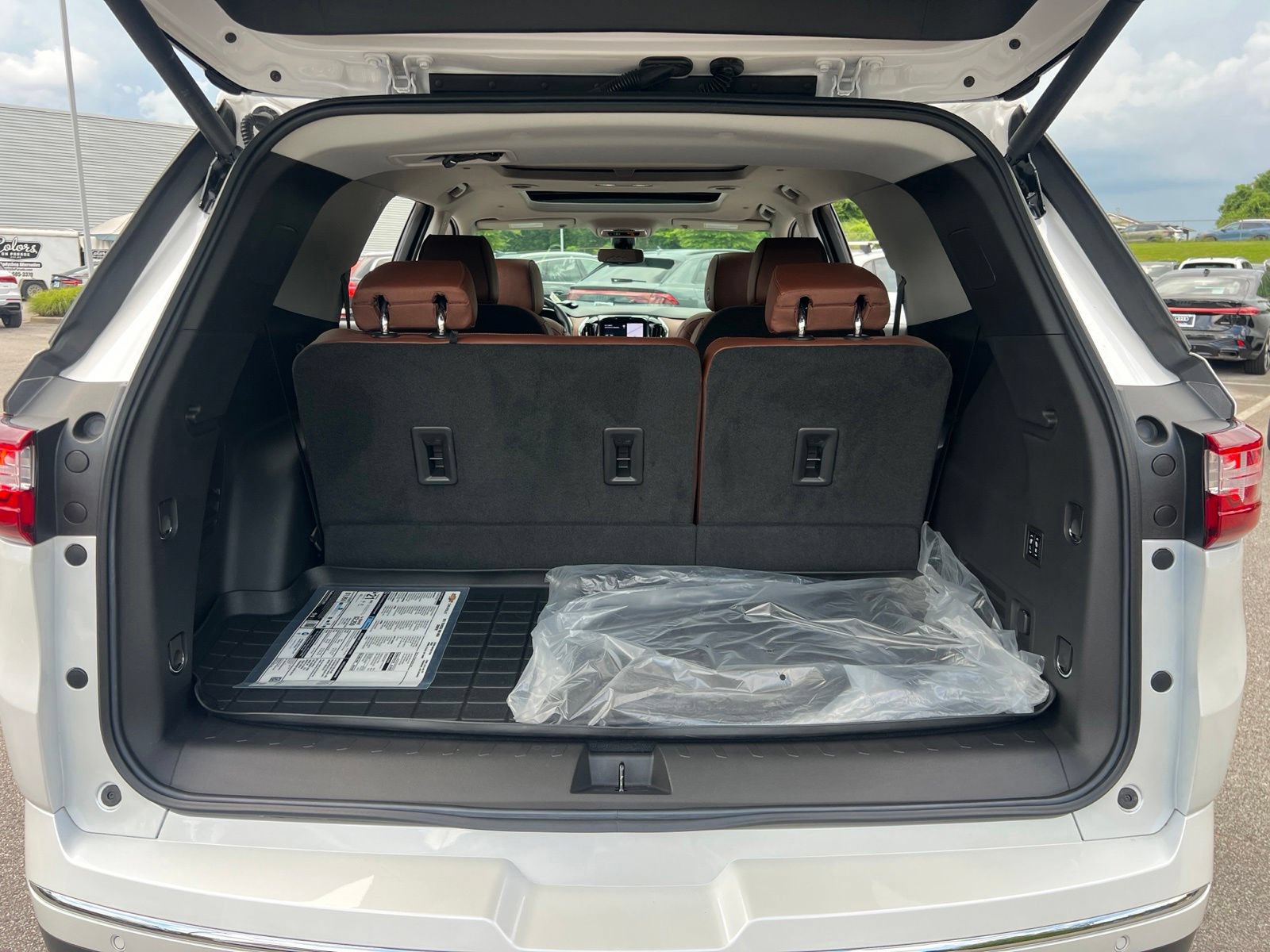 Used 2021 Chevrolet Traverse High Country FWD image 36