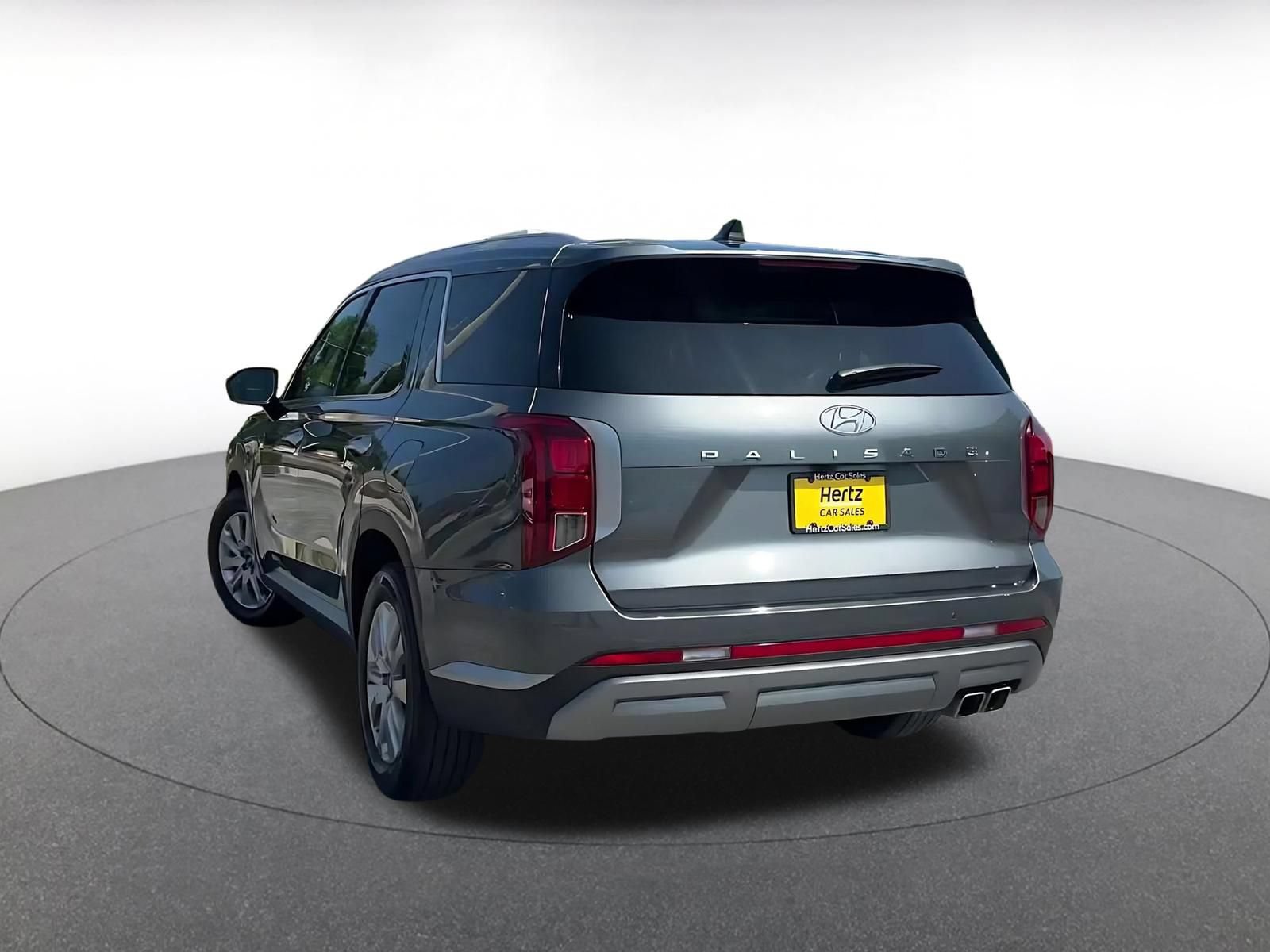 Used 2025 Hyundai Palisade SEL FWD image 12