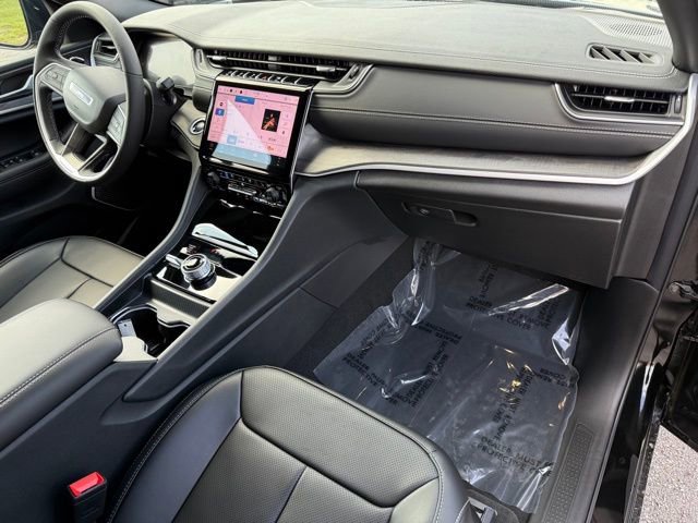 New 2025 Jeep Grand Cherokee L Limited image 16