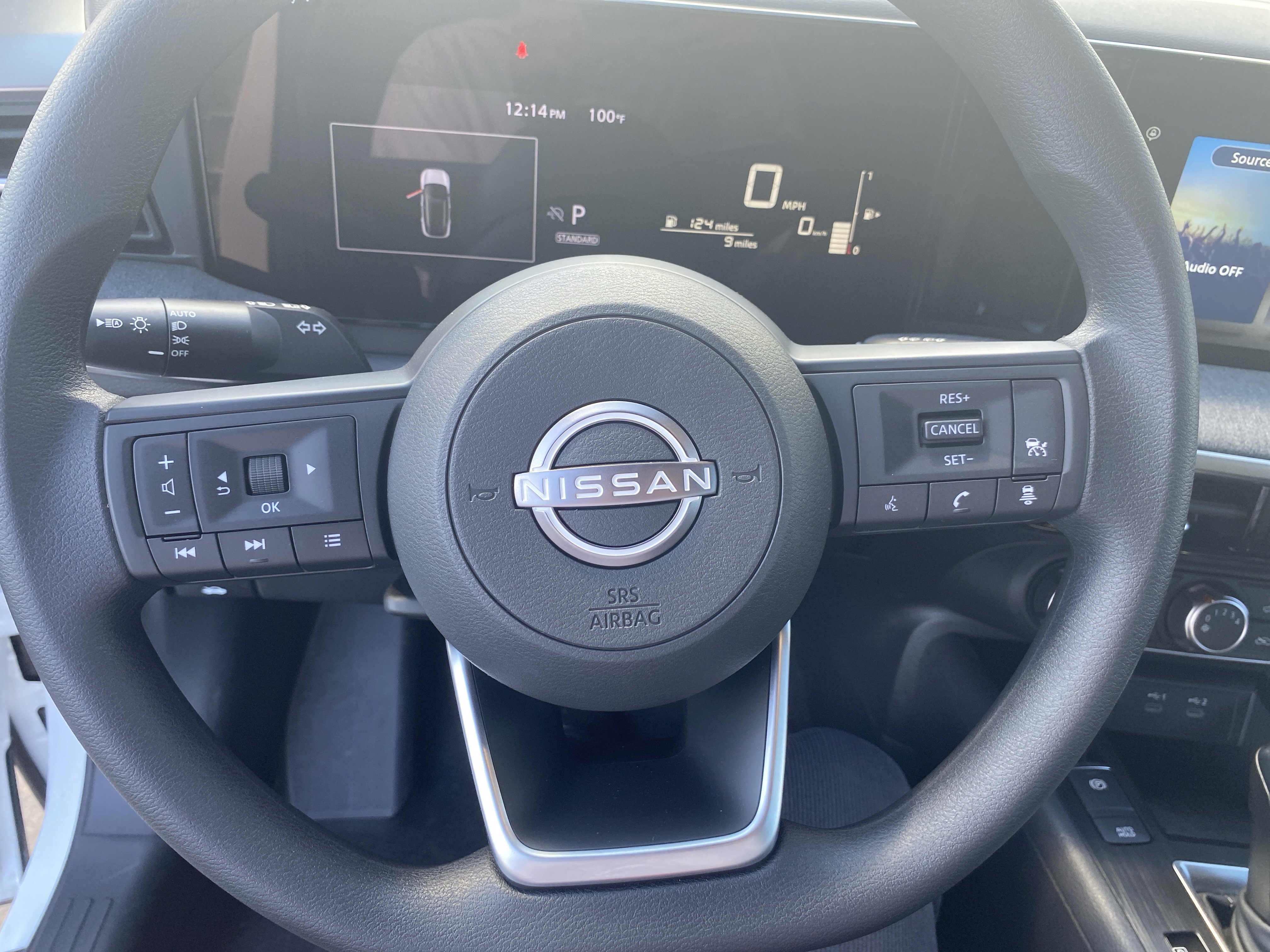 New 2025 Nissan Kicks SV w/ Illumination Package image 10