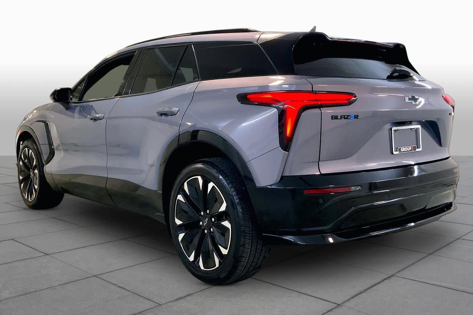 Used 2024 Chevrolet Blazer EV RS AWD/4WD image 11