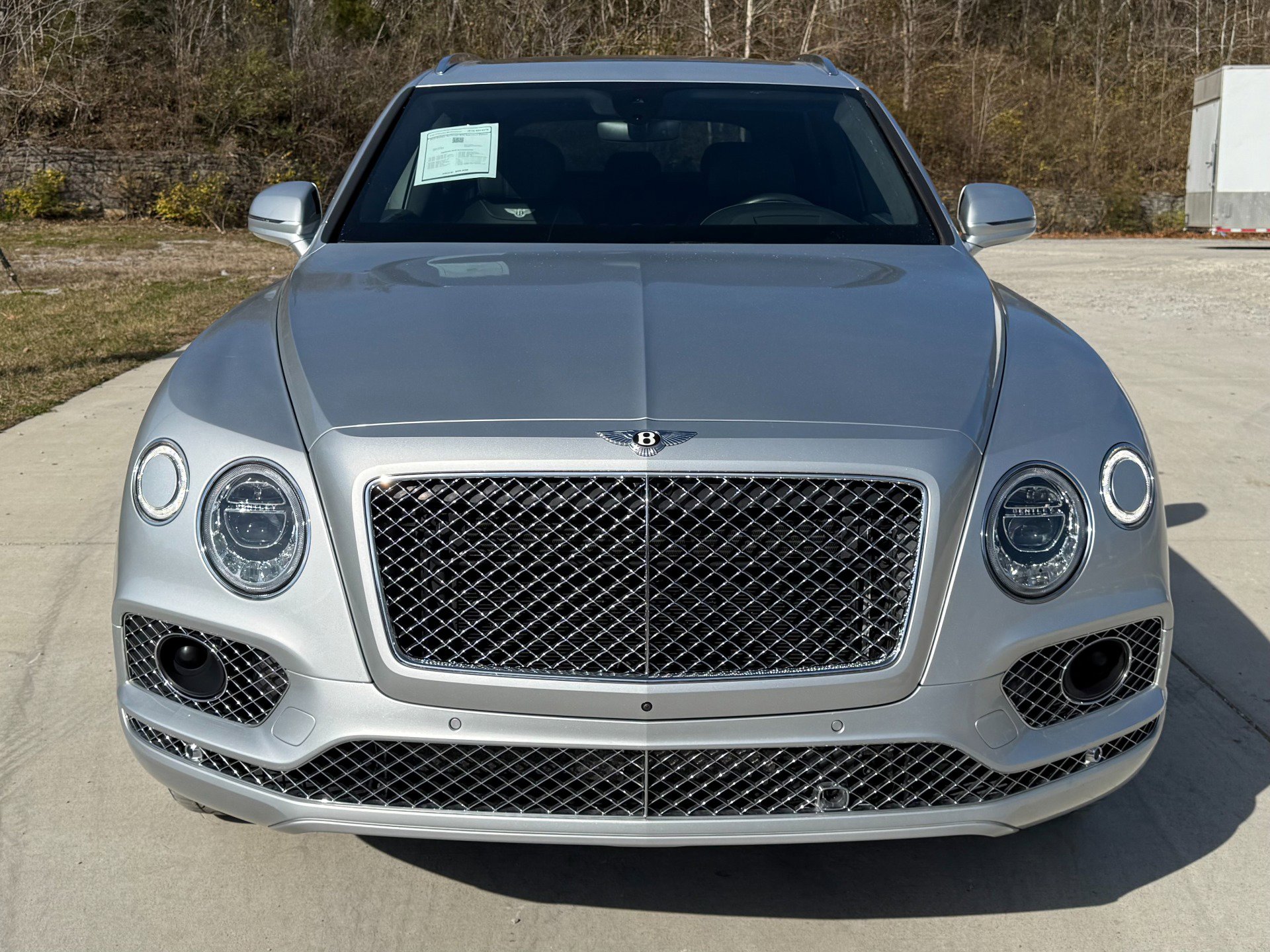 Used 2018 Bentley Bentayga image 5