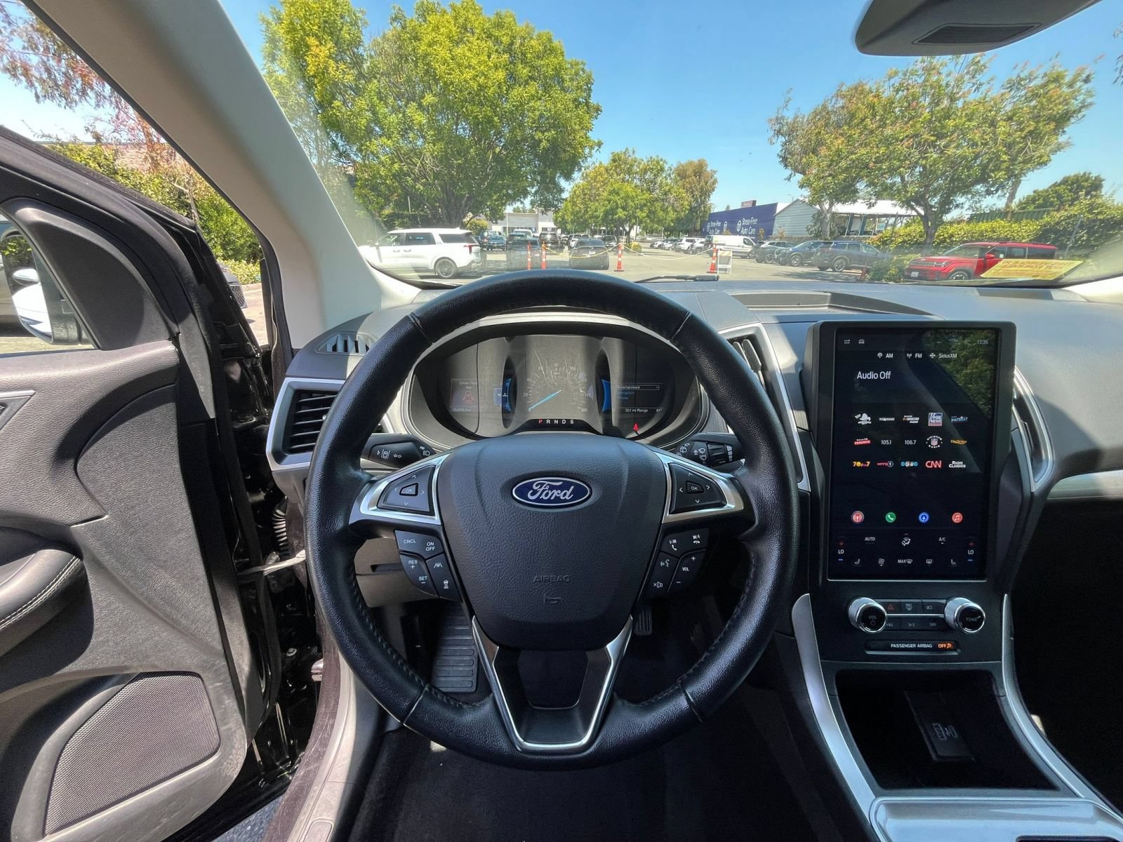 Used 2024 Ford Edge SEL AWD/4WD image 34