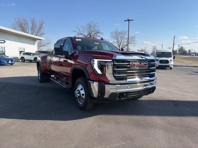 New 2026 GMC Sierra 3500 SLT w/ SLT Convenience Package image 4