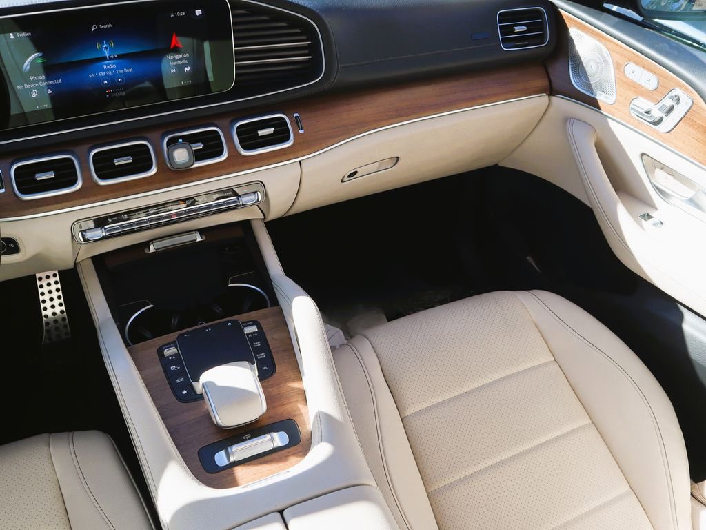 Used 2023 Mercedes-Benz GLS 450 4MATIC image 12