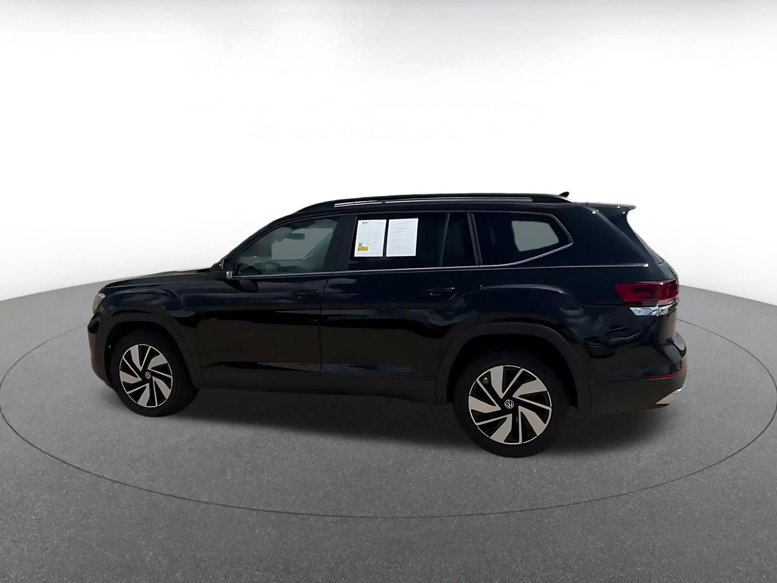 Used 2026 Volkswagen Atlas SE AWD/4WD image 9
