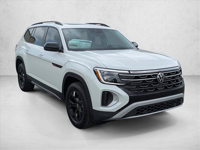New 2026 Volkswagen Atlas Peak Edition AWD/4WD image 3