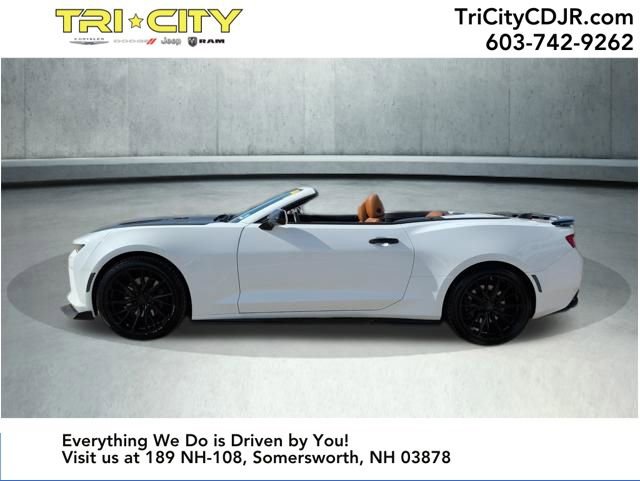 Used 2017 Chevrolet Camaro SS image 3