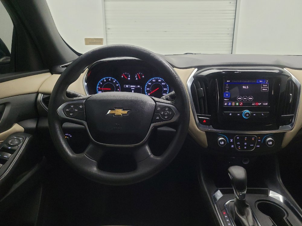 Used 2023 Chevrolet Traverse LS FWD image 22