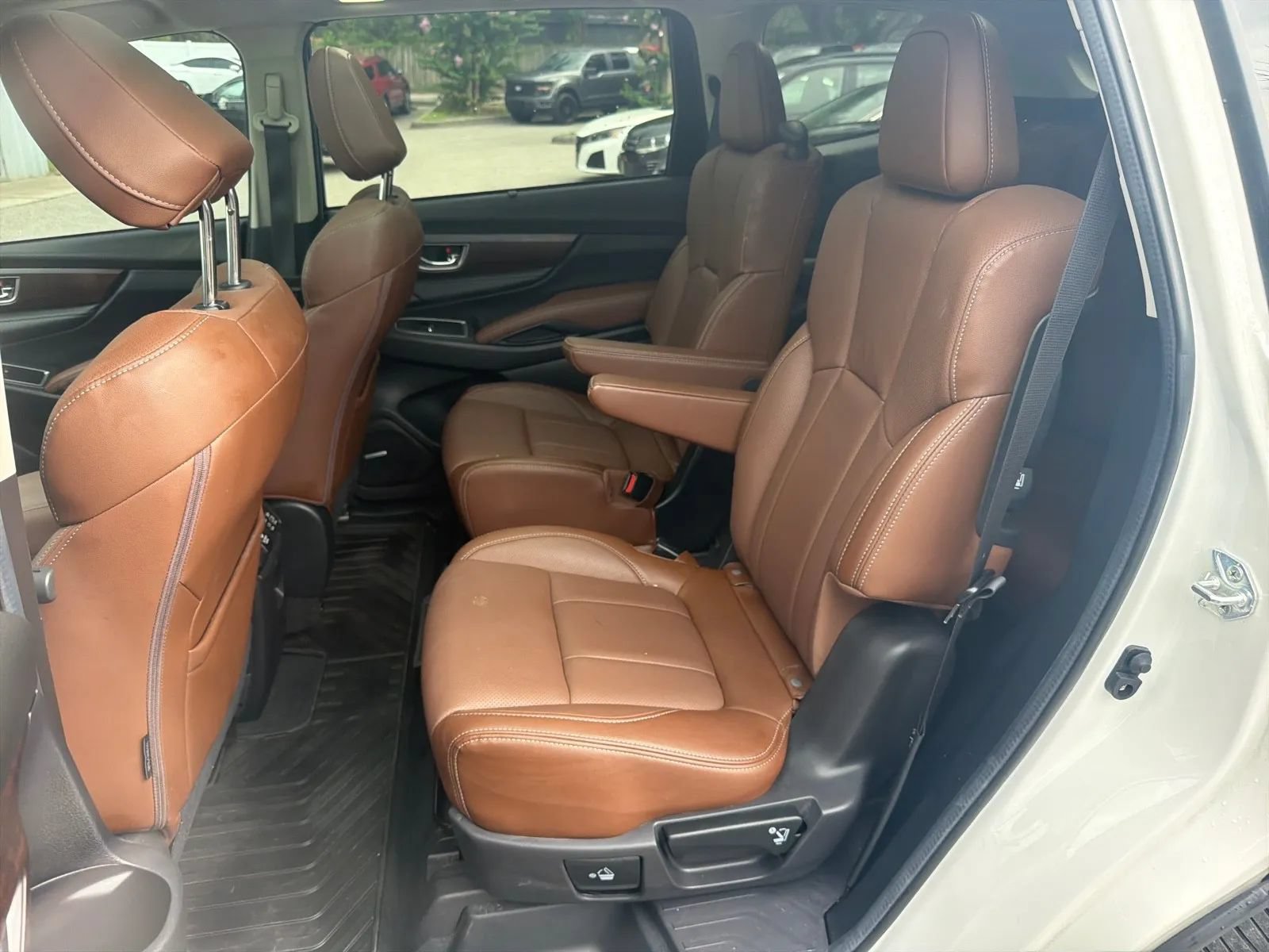 Used 2023 Subaru Ascent Touring AWD/4WD image 14