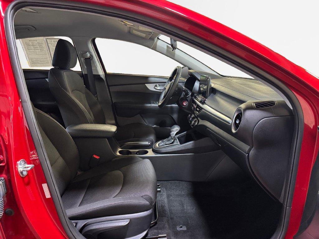 Certified 2024 Kia Forte LXS FWD image 26