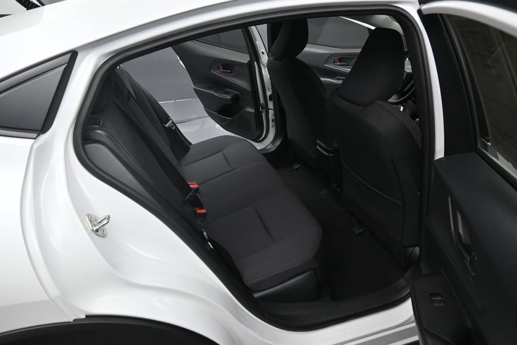 Certified 2024 Toyota Prius Prime FWD image 28