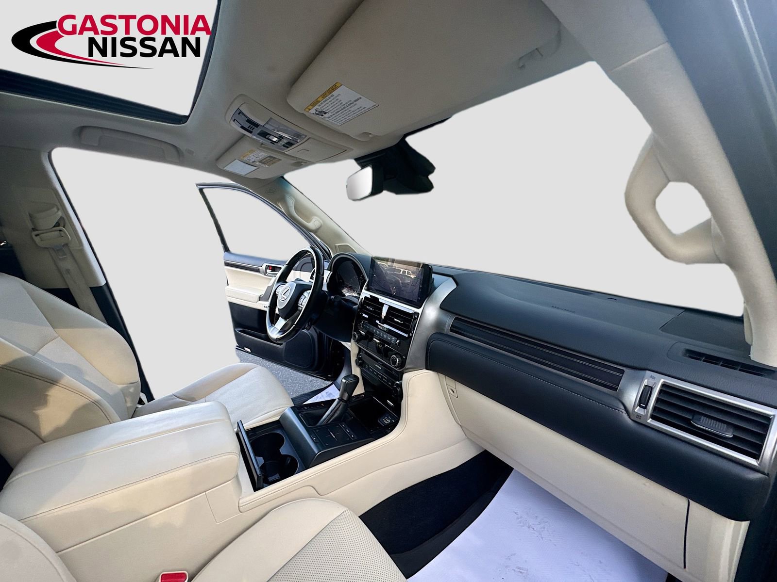 Used 2023 Lexus GX 460 Premium w/ Premium Package image 35