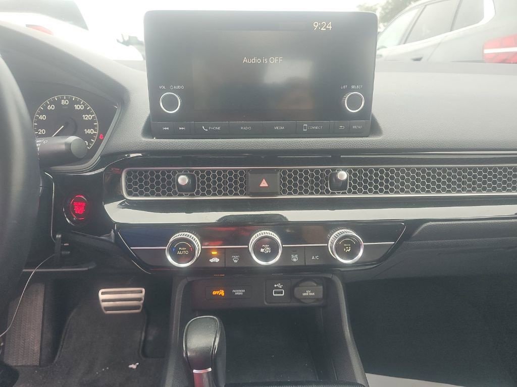 Used 2022 Honda Civic Sport image 12