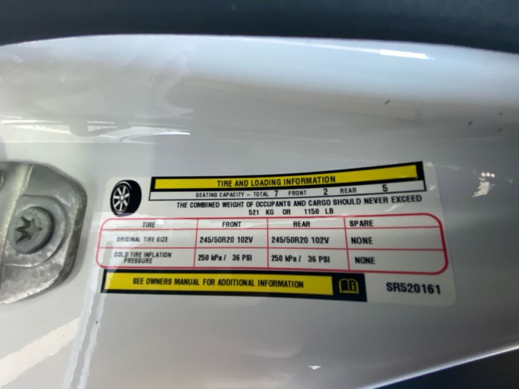 Used 2025 Chrysler Pacifica Limited image 19