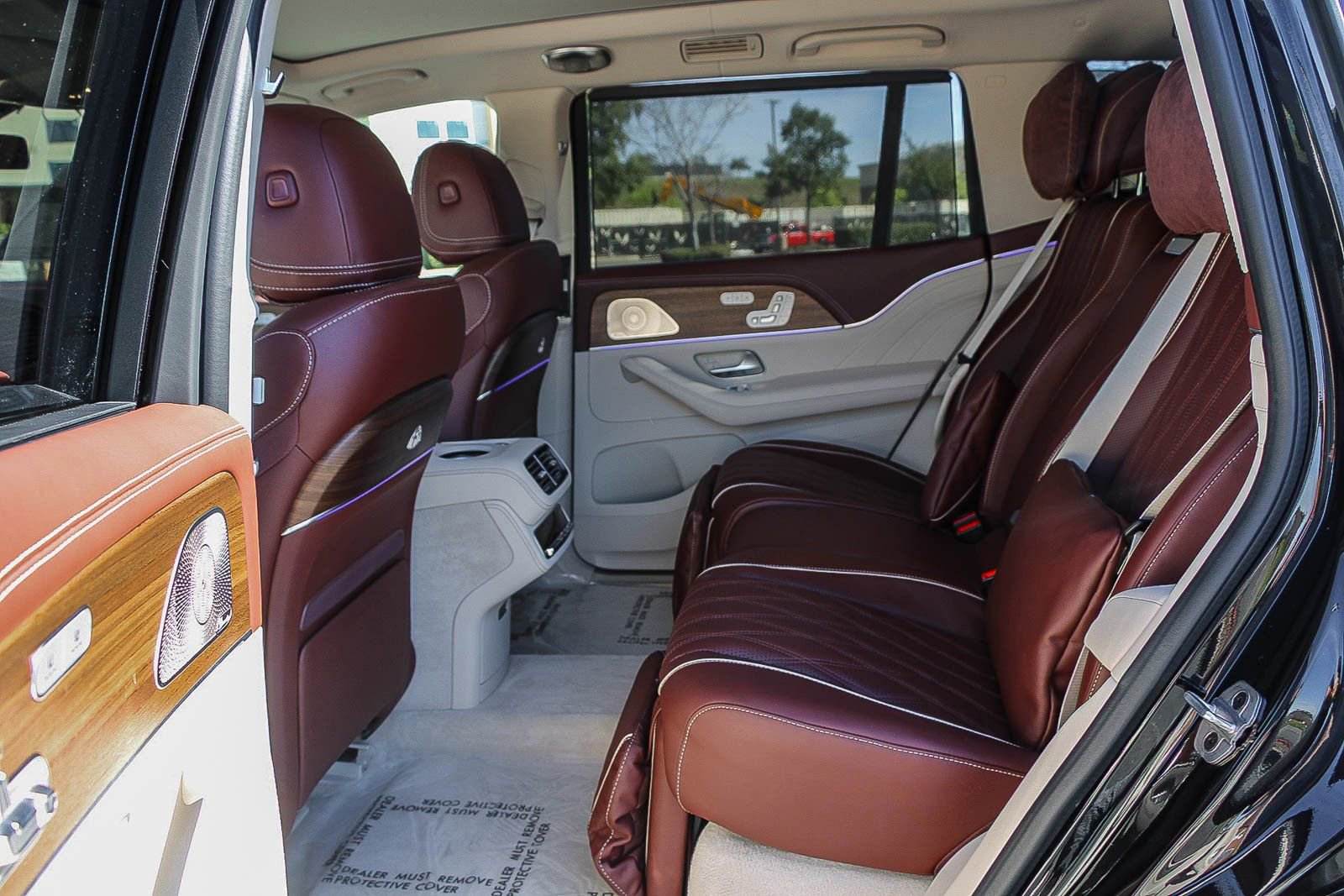 Certified 2024 Mercedes-Benz Maybach GLS 600 4MATIC image 23