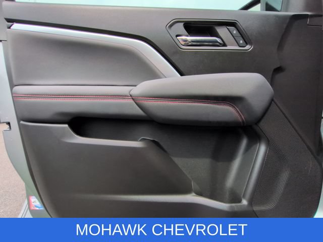 Used 2024 Chevrolet Colorado Z71 w/ Z71 Convenience Package 2 AWD/4WD image 23