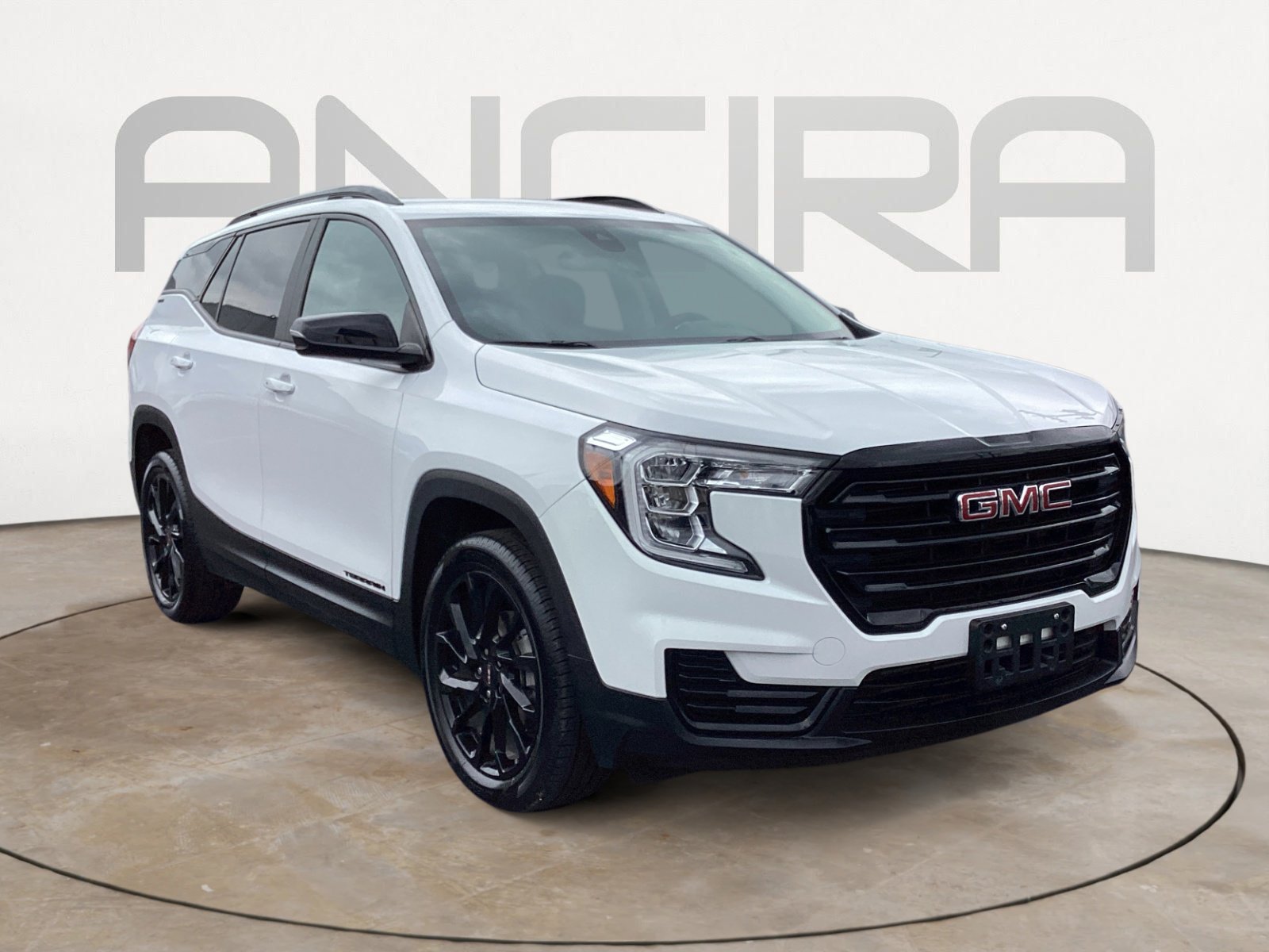 Used 2023 GMC Terrain SLE w/ Driver Convenience Package image 7
