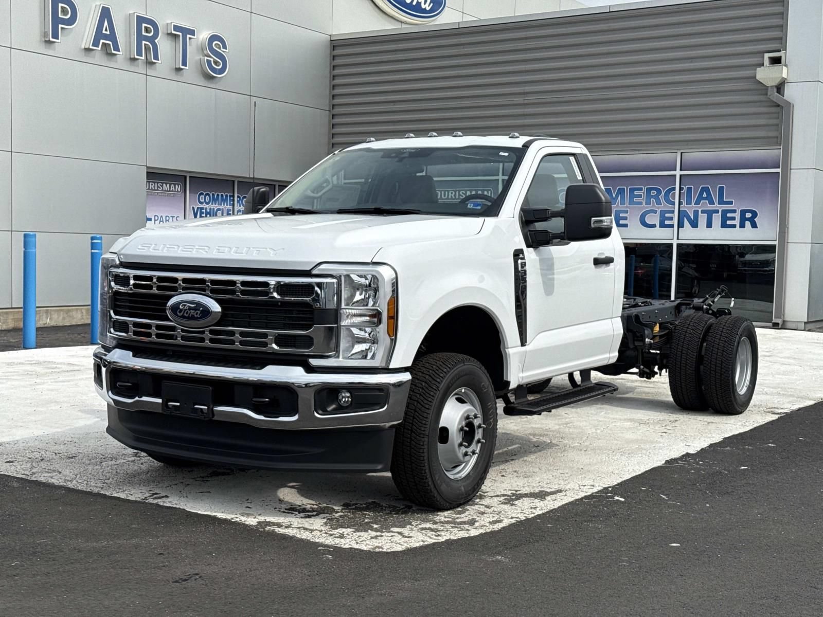 New 2026 Ford F350 XL w/ XL Chrome Package AWD/4WD image 7