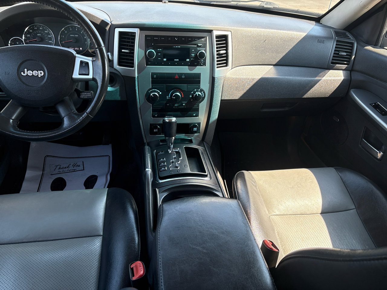 Used 2009 Jeep Grand Cherokee Laredo image 12