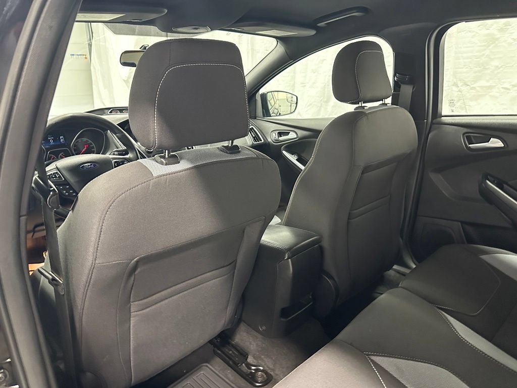 Used 2018 Ford Focus ST FWD image 40