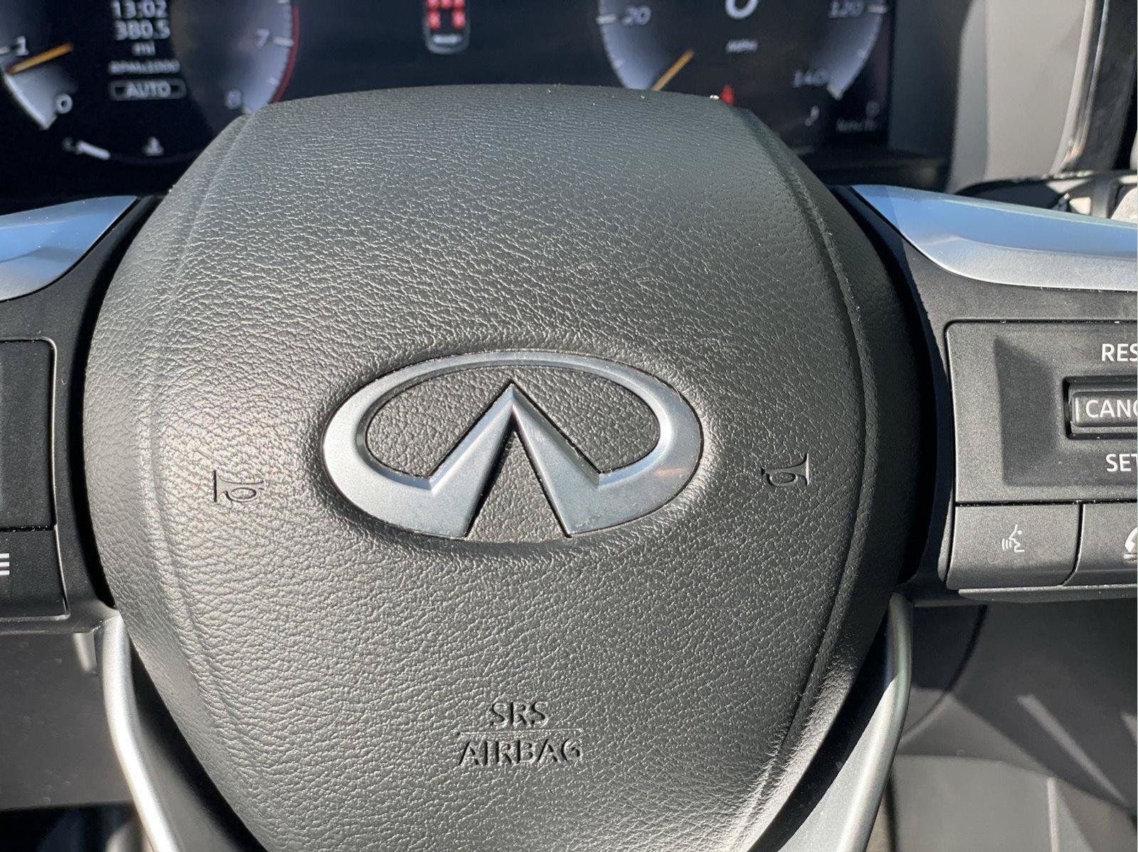 Used 2023 INFINITI QX60 Luxe w/ Cargo Package AWD/4WD image 32