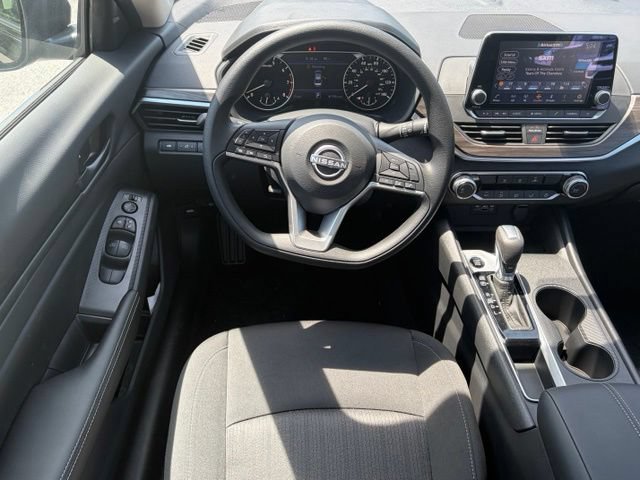 New 2026 Nissan Altima 2.5 SV FWD image 35