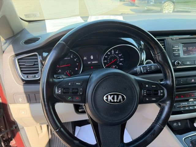 Used 2015 Kia Sedona EX FWD image 12